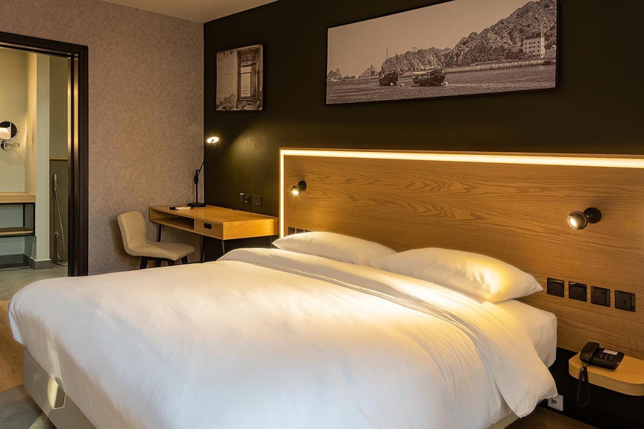 Отель Park By Radisson And 4*